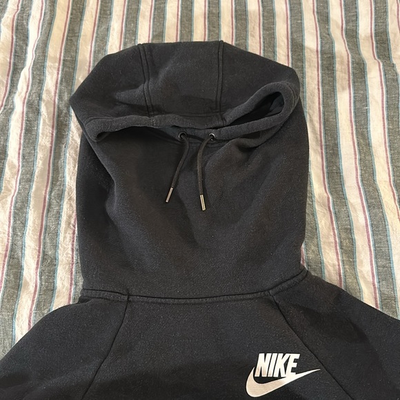 Women’s Nike Funnel-Neck hoodie | Black | XS 🖤🤍🖤 - Picture 4 of 9